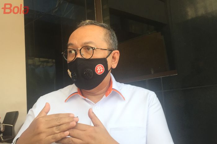 Direktur Utama PT LIB, Akhmad Hadian Lukita, seusai menemui Satgas Antimafia Bola di Polda Metro Jaya, Jakarta, Jumat (4/9/2020).