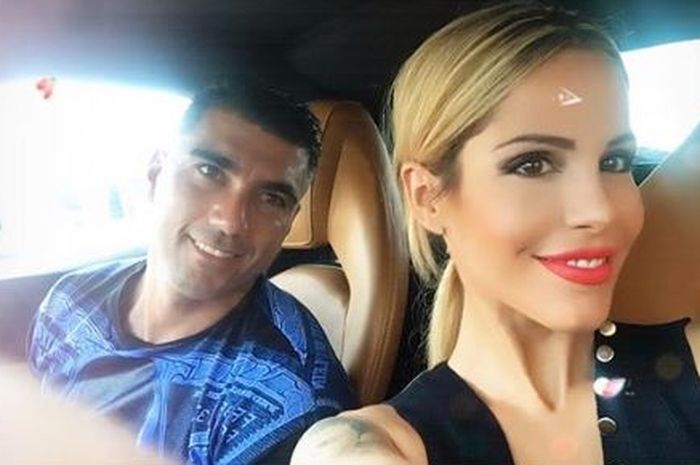 Jose Antonio Reyes dan istrinya, Noeila Lopez.