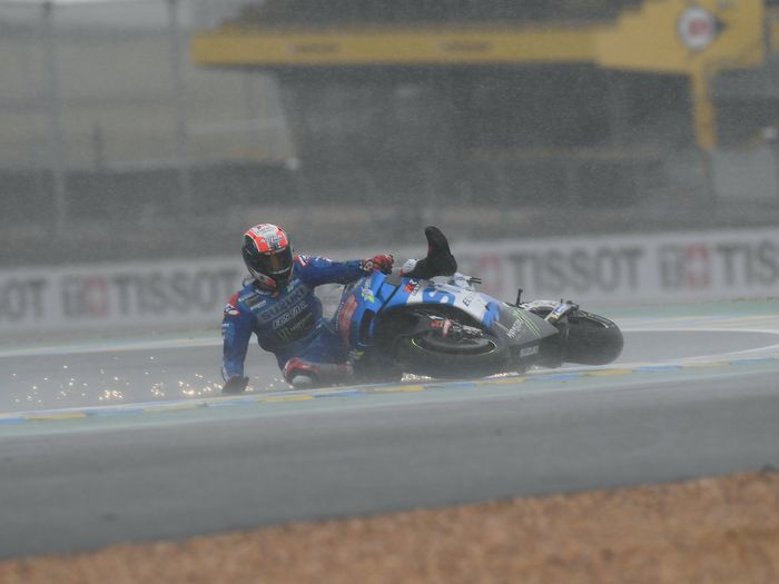 Alex Rins dan Joan Mir gagal meraih poin karena terjatuh di MotoGP Prancis 2021,