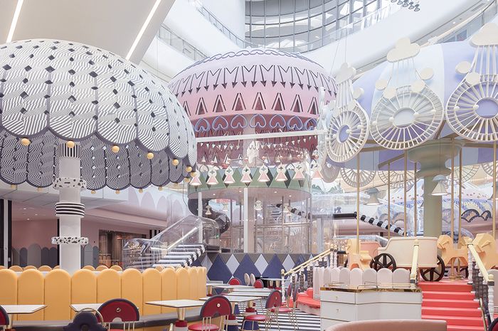 Eksplorasi Tata Ruang Taman Bermain Anak yang Didominasi Palet Pastel