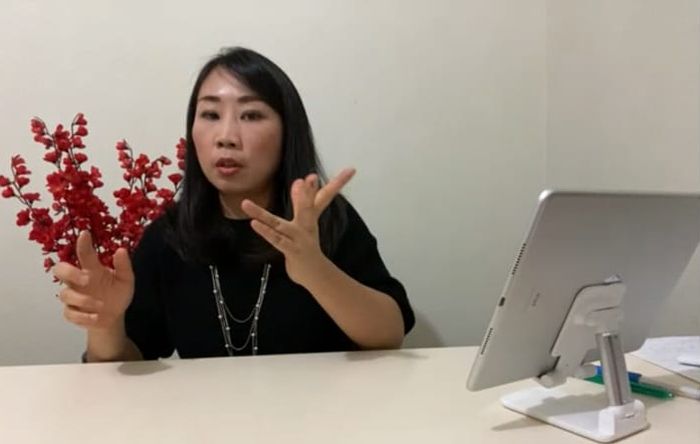 Interview with dr. Juliawaty Salim, Sp.A.
