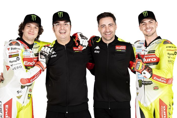 Potret pembalap dan manajer tim Pertamina Enduro VR46 Racing Team untuk MotoGP 2024. Dari kiri: Marco Bezzecchi, Direktur Tim Alessio Salucci, Manajer Tim Pablo Nieto, Fabio Di Giannantonio.