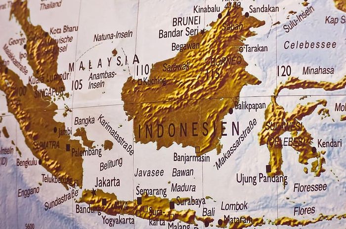 Contoh-Contoh Pengaruh Letak Geografis bagi Indonesia - Bobo