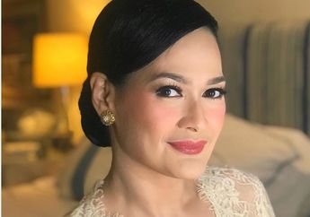 Sudah Punya 3 Cucu, Artis Senior Ini Masih Tetap Cantik Jelita Bak Gadis Remaja hingga Sukses Gaet Hati Pengusaha Kaya, Terungkap Rahasia Besarnya!