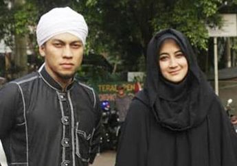 Sekian Lama Bungkam Dituding Nikah Siri dan Jadi Biang Kerok Dibalik Perceraian Vokalis Band, Umi Pipik Tiba-tiba Buat Pengakuan Mengejutkan: Takut Pada Risih Semua