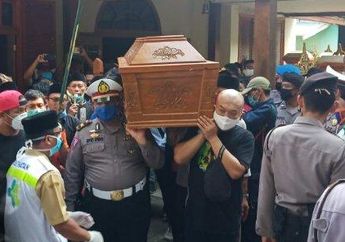 Innalillahi Waina Ilaihi Rojiun, Sakit tapi Tak Dirasa Musisi Kondang Ini Tiba-tiba Meninggal, Rekan Artis hingga Penggemar Histeris di Pusara: Ambyar...