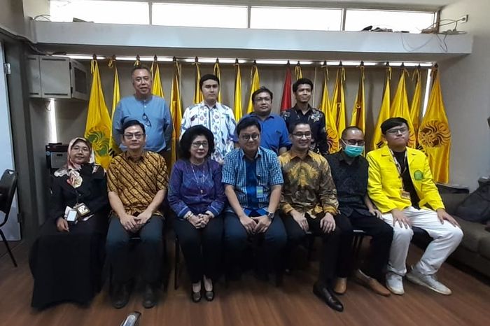 Acara Komunikasi Kepemimpinan dan Krisis Mengelola Wabah Virus Corona