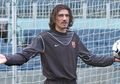 Terinfeksi Virus Corona, Kondisi Mantan Kiper Andalan Barcelona Semakin Kritis