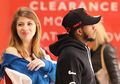 Pemain Manchester United Ini Pilih Shopping Bareng Istri Ketimbang Ikut Pemusatan Pelatihan di Dubai