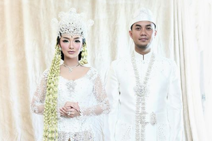 Baru Dinikahi Sirajuddin Mahmud dan Kini Tengah Ulang ...