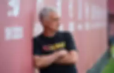 Pelatih AS Roma, Jose Mourinho.
