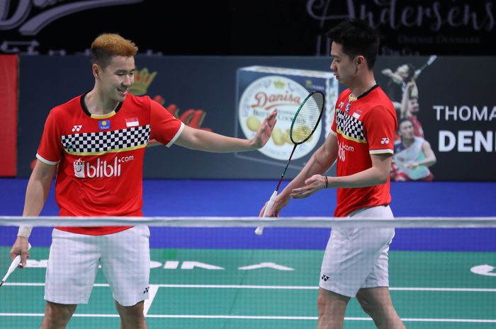 Marcus Fernaldi Gideon/Kevin Sanjaya Sukamuljo saat berlaga di babak pertama Denmark Open 2019, di Odense Sports Park, Denmark, Selasa (15/10/2019).