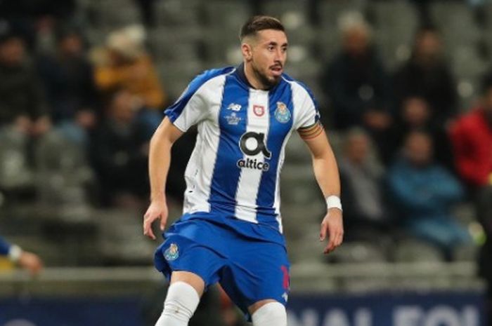 Kapten FC Porto yang jadi incaran AC Milan, Inter Milan, dan AS Roma, Hector Herrera