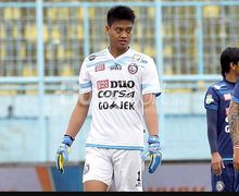 Derita Kurnia Meiga, Masa Depan Tak Jelas di Arema FC Kala Berjuang Sembuh dari Penyakit