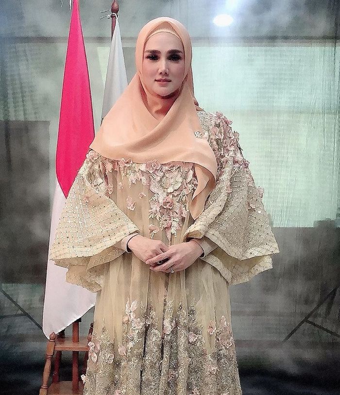 Mulan Jameela dilantik jadi anggota DPR