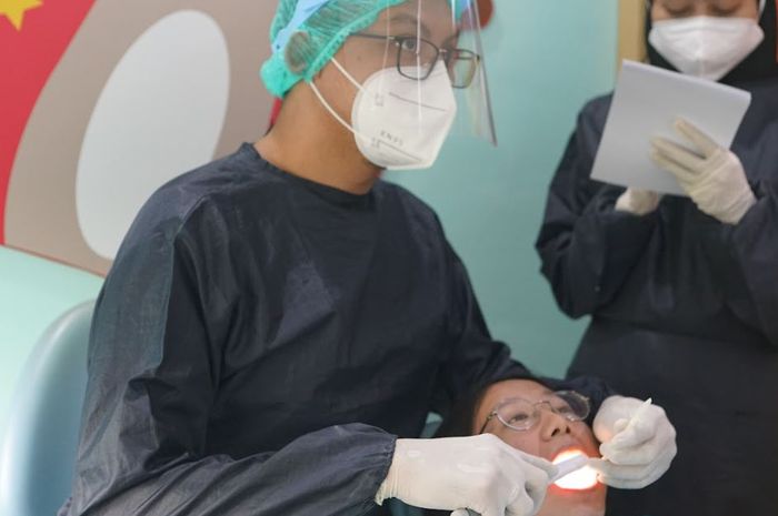 Daftar Dokter Gigi Terdekat Di Jakarta Dengan Biaya Terjangkau Nakita Daftar Dokter Gigi Terdekat Di Jakarta Dengan Biaya Terjangkau Nakita