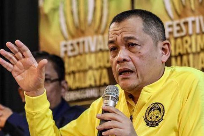 Presiden FAM Datuk Hamidin Mohd Amin berencana menerapkan teknologi VAR di laga final Piala Malaysia pada Desember mendatang.