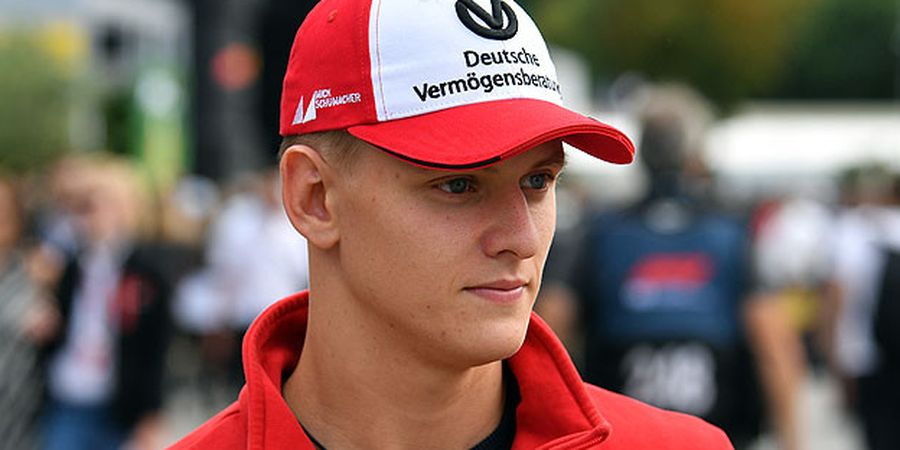 Presiden FIA Puji Putra Legenda Formula 1 Michael Schumacher