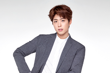Biodata Park Bo Gum, Aktor Multitalenta Pemeran Drama Record of ...