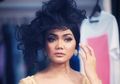 Disumpahi Gagal Nikah Lantaran Menunda Pernikahan, Rina Nose Kembali Bersitegang dan Tulis Pesan Menusuk Ini untuk Warganet