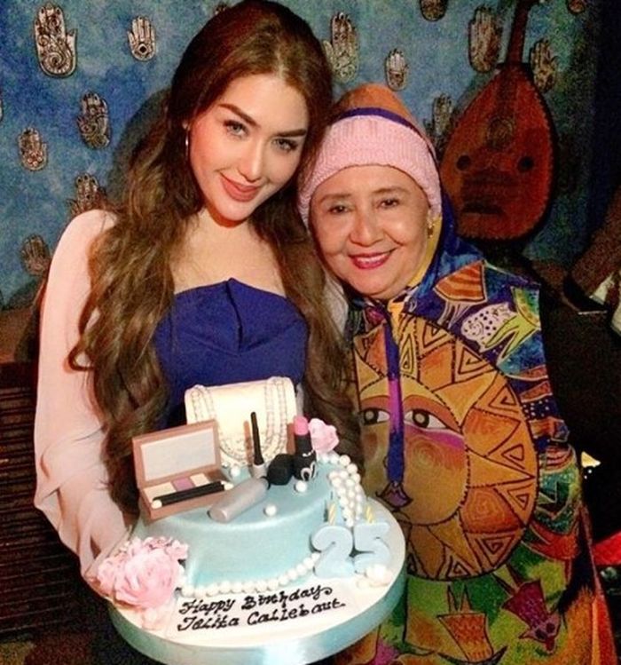 Jelita Callebaut bersama Doris Callebaut