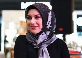 Tak Lagi Pakai Korset Pamer Lekuk Tubuh, Irish Bella Kini Tampil Cantik Pakai Hijab Lilit dan Celana Ketat!