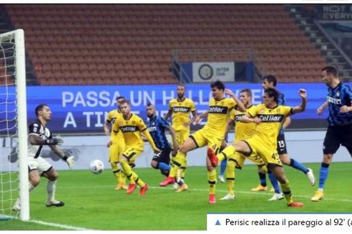 Ivan Perisic mencetak gol penyelamat Inter Milan dari kekalahan saat menjamu Parma di Liga Italia, 31 Oktober 2020.