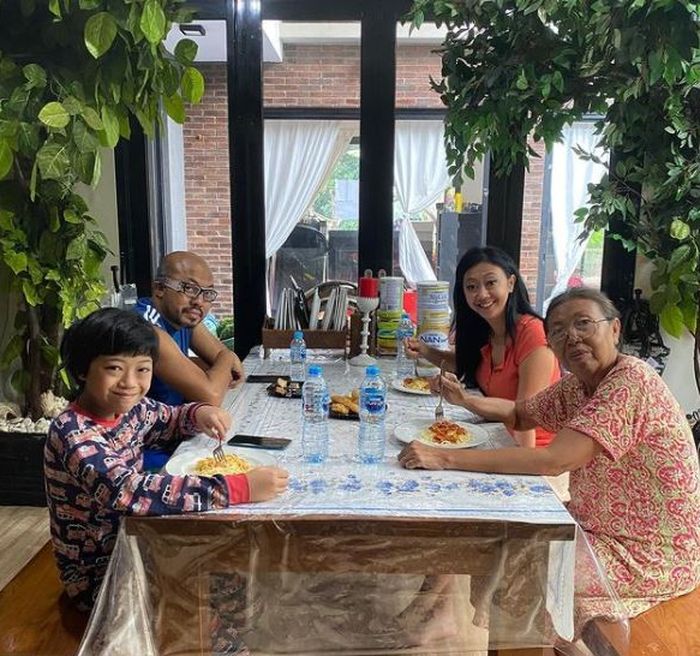 Ruangan lain di rumah Asri Welas.