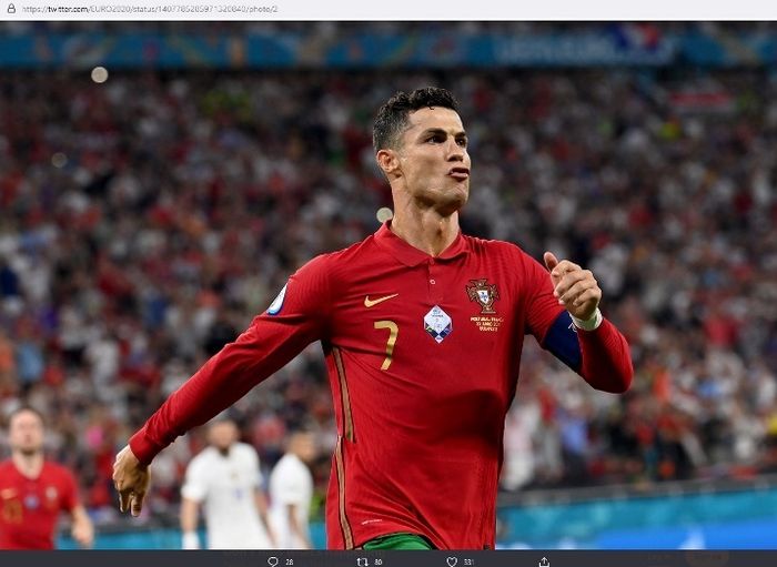 Megabintang timnas Portugal, Cristiano Ronaldo, dalam laga kontra Prancis pada penyisihan grup EURO 2020.