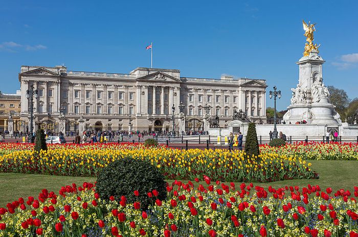 Istana Buckingham dan Istana Kensington, Dua Istana Terkenal di Inggris