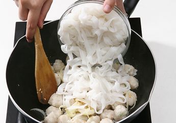 Enggak Bakal Dibohongi Pedagang, Begini Cara Mudah Memilih Kwetiau Kenyal dan Enak dari Tampilan dan Aromanya