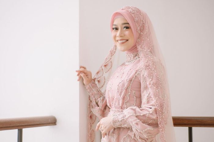 Menawan! Ini 5 Inspirasi Gaun yang Pernah Dipakai Lesti Kejora - Parapuan