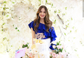Tanpa MUA Ternama, Nia Ramadhani Tampil Cantik dengan Makeup Sendiri Saat Hadiri Acara Lamaran Jessica Iskandar