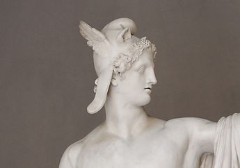 Kekuatan Topi Pelindung Kepala Dewa Hades dalam Mitologi Yunani