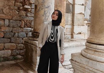 5 Ide OOTD Hijab Buat Datang ke Acara Fashion Week. Stunning dan Kece!