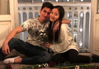 Dikabarkan Putus, Natasha Wilona Justru Buatkan Kue untuk Verrell Bramasta Sampai Bikin Oven di Dapur Terbakar!