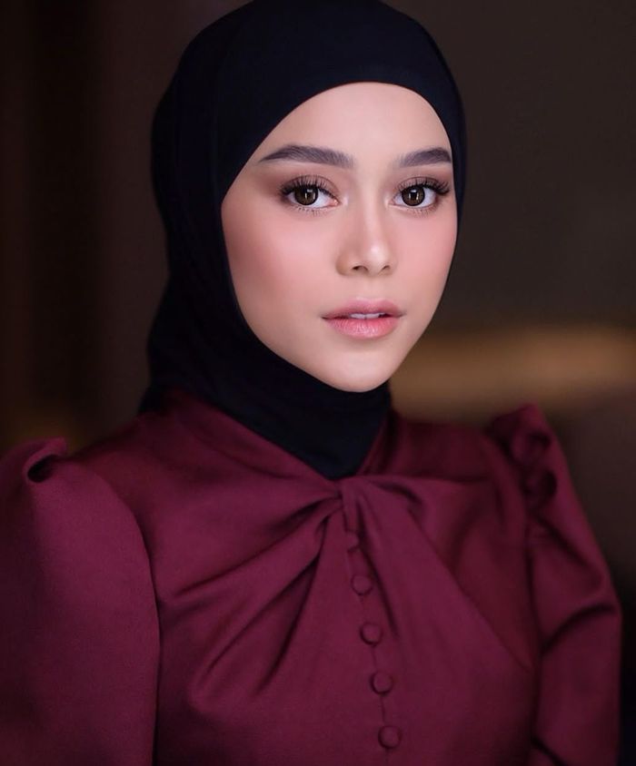 tampilan fresh Lesty Kejora