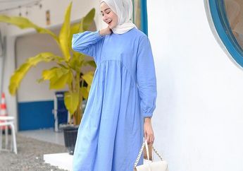 Anggun di Hari Raya, Ini 6 Model Dress + Tunik Lebaran Warna Baby Blue
