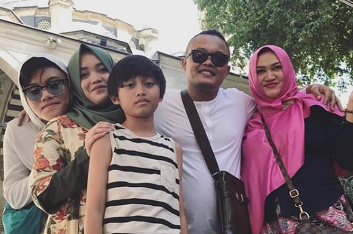 Meski Sudah Bercerai dan Dinikahi Teddy, Rizky Febian Ungkap Ibunya Diduga Ingin Balik karena Rindukan Sule dan Anak-anak