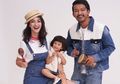 Sang Ibu Berulang Tahun ke-70, Atiqah Hasiholan Boyong Keluarga ke Rutan Sambil Bawa Ini