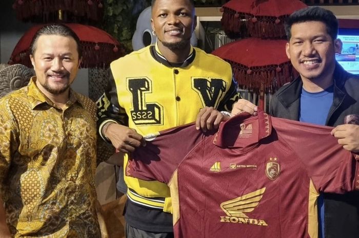 Eks pemain klub Vietnam Ho Chi Minh City FC, Victor Mansaray, dikabarkan bergabung dengan PSM Makassar.