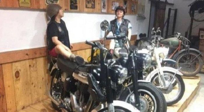 Koleksi Motor Klasik Soimah