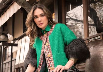 Beredar Foto Luna Maya Bak Pengantin Kenakan Kebaya Modern