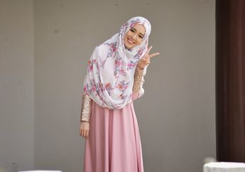 Penampilan Berubah Drastis, Wanita yang Dulunya Model Seksi Majalah Dewasa Ini Putuskan Menjadi Mualaf dengan Disaksikan 2 Ribu Orang
