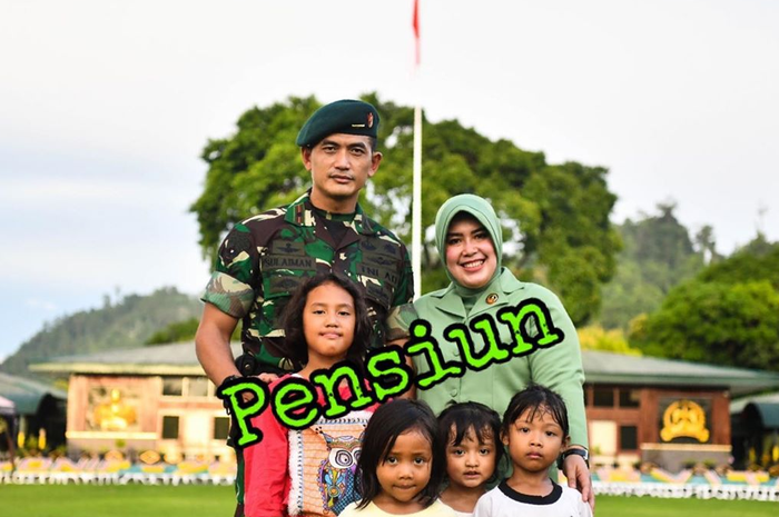Singa tidak akan pernah loyal kepada domba, domba yg banyak gaya dan berisik pasti akan dimakan oleh singa," lanjutnya.