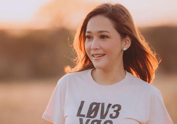 Rahasia Tampil Glowing Tanpa Mengandalkan Skincare dan Makeup, Cukup Hindari Mengonsumsi 5 Makanan ini agar Wajah Tampak Flawless Alami!