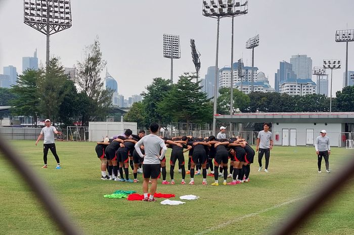 Suasana latihan Korea Selatan U-17 jelang menghadapi timnas U-17 Indonesia di laga uji coba. Latihan berlangsung di Lapangan B, Senayan, Jakarta, Senin (28/8/2023).