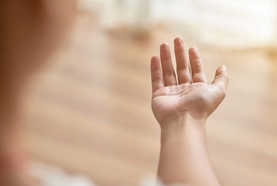 Telapak Tangan Terkelupas Cukup Sering Waspadai Masalah Kesehatan Ini Semua Halaman Nakita