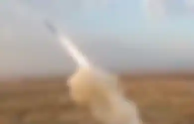Tantang Inteligen Musuh, Iran Luncurkan Rudal dari Bawah Tanah Pertama di Dunia