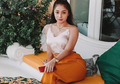 Kepoin 5 Gaya Nikita Willy dengan Outfit Oranye. Bold & Charming!